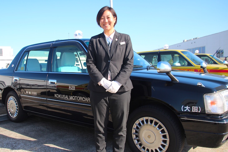 女性タクシードライバー 河原さんのホスピタリティ Kmvoice 社員の声 国際自動車株式会社